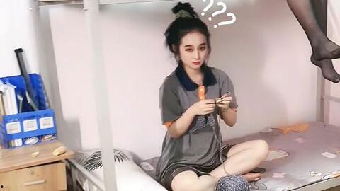 女生穿丝袜的视频,探寻女性魅力与时尚的完美融合